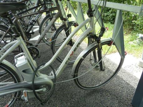 Support à vélo fixation au sol - Utilisation unilatérale
